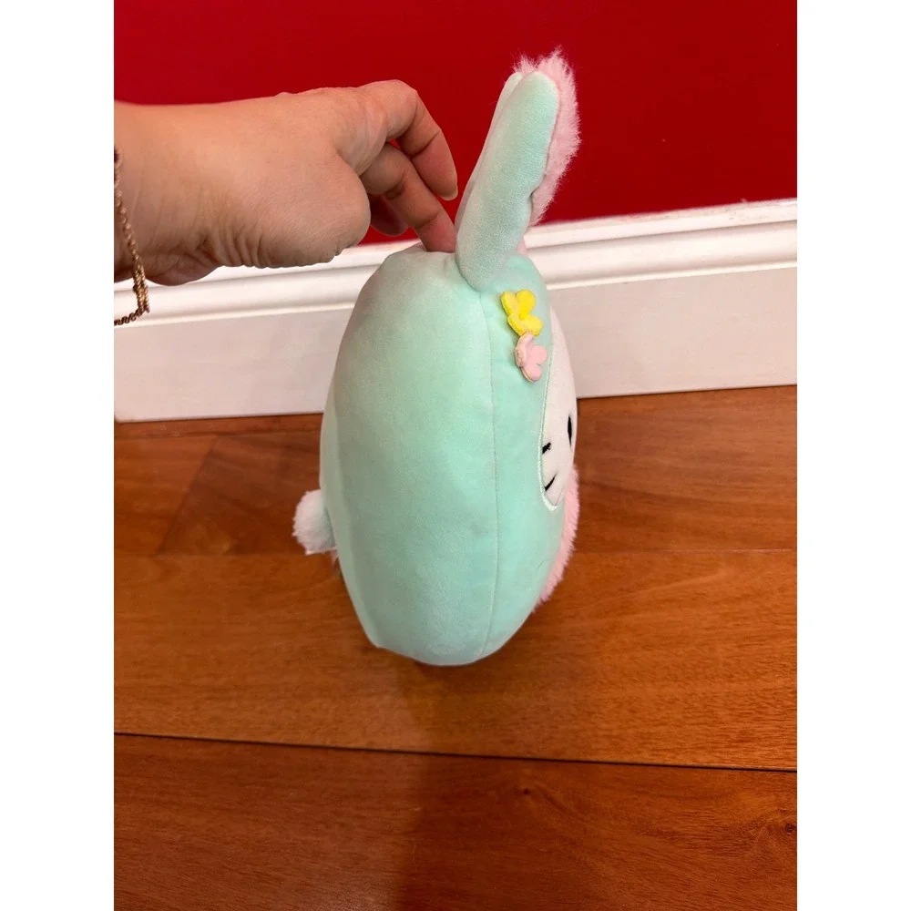Squishmallows hello kitty